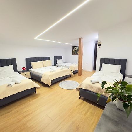 Alesio Guest House กรูเยอ ภายนอก รูปภาพ