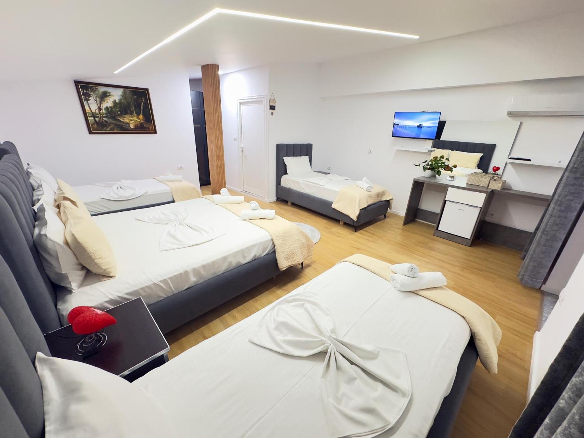 Alesio Guest House กรูเยอ ภายนอก รูปภาพ